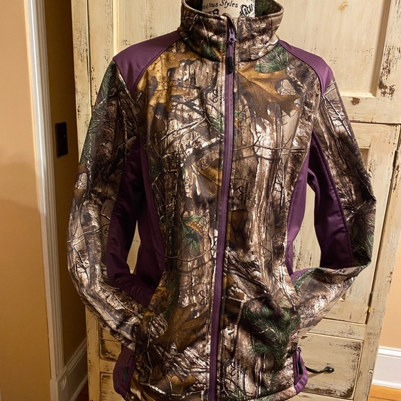 Donner Mountain RealTree Jackets & Blazers - 🍁REALTREE DONNER MOUNTAIN LADIES 3 SEASON SUPER SOFT JACKET IN PURPLE ACCENT